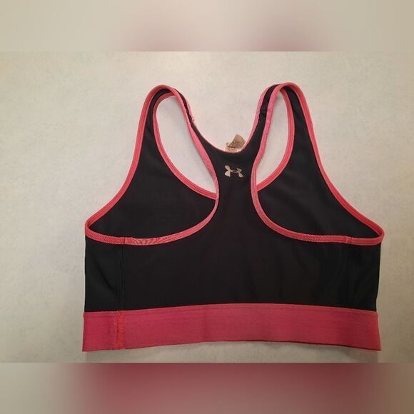 Under Armour heat gear sports bra size M - Picture 2 of 3